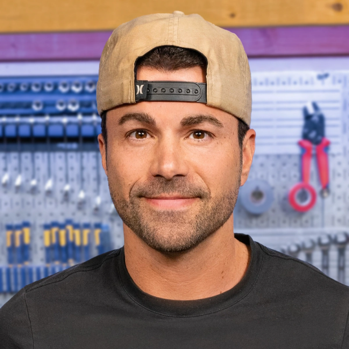 Portrait of Mark Rober